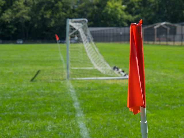 手主场出战 手主场出战